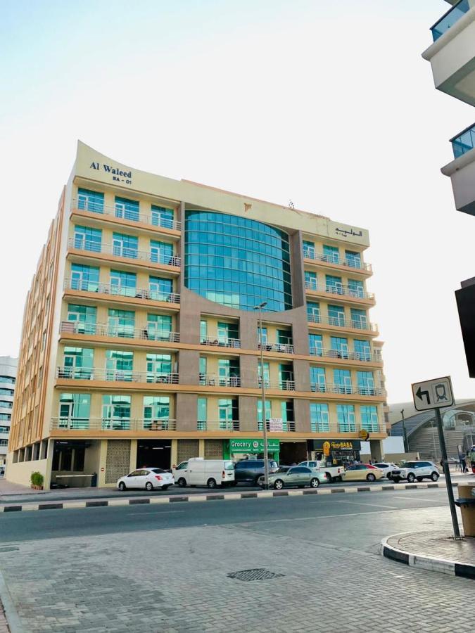 Female Only-Anaruby Backpackers- Metro Station Mashreq Hostel Dubai Buitenkant foto